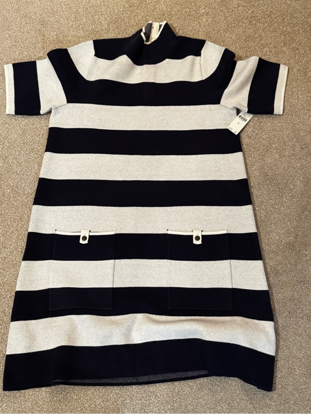 Women’s Black and White Striped Short-Sleeve Knit Dress